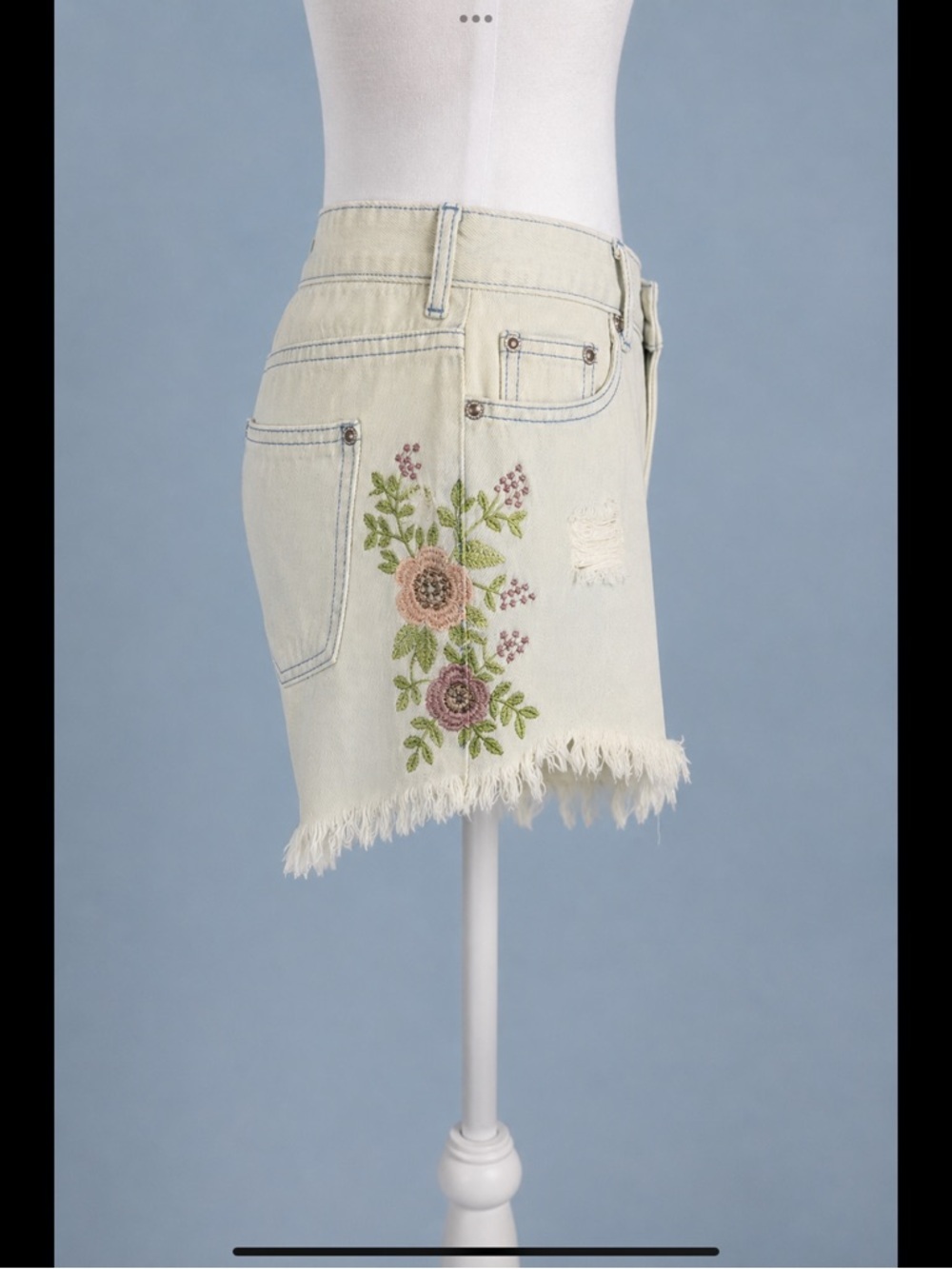 POL Embroidered Distressed Denim Shorts Crochet Lace Boho Festival Coastal S